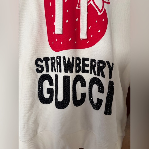 Gucci Hoodie Never Worn - Picture 2 of 5